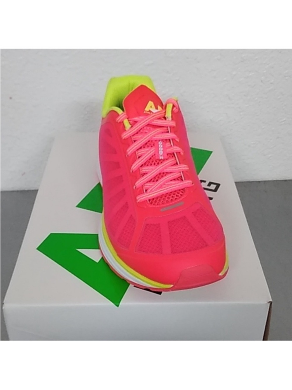 APL neon pink sneakers 9.5 New